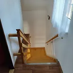Dom wakacyjny Kolodeje - Oranzovy Dum Kolodeje nad Luznici