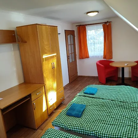 Kolodeje - Oranzovy Dum Holiday home Kolodeje nad Luznici