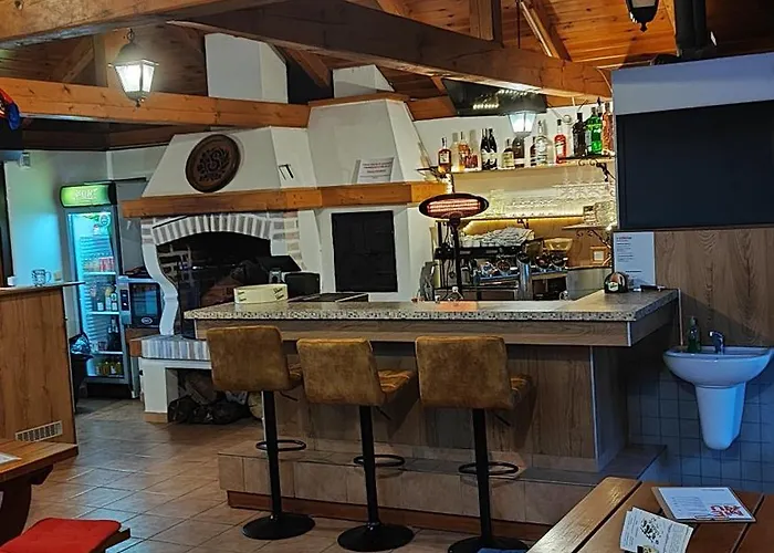Koloděje - Oranžový Dům Kolodeje nad Luznici